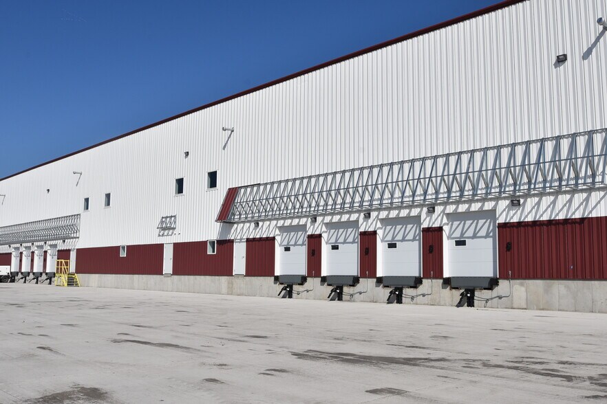 More Photos Of 3401 N 46th Ave, Fargo Industrial For Lease
