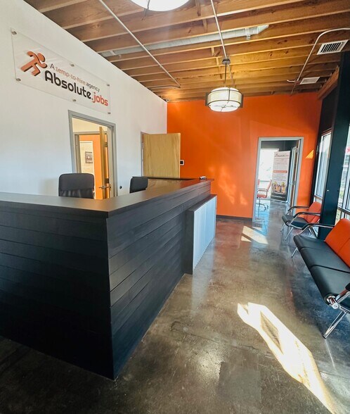 More Photos Of 714 N Massachusetts Ave, Lakeland Loft Creative Space For Lease