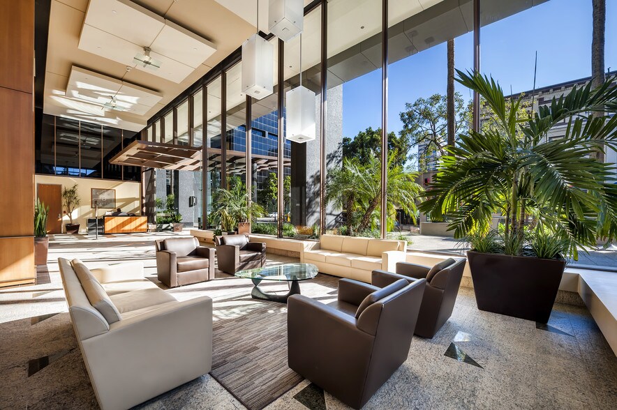 More Photos Of 600 B St, San Diego Office For Lease