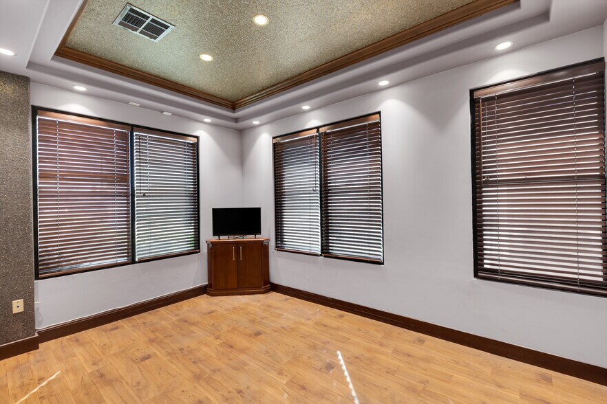 More Photos Of 4431 S Eastern Ave, Las Vegas Medical For Lease