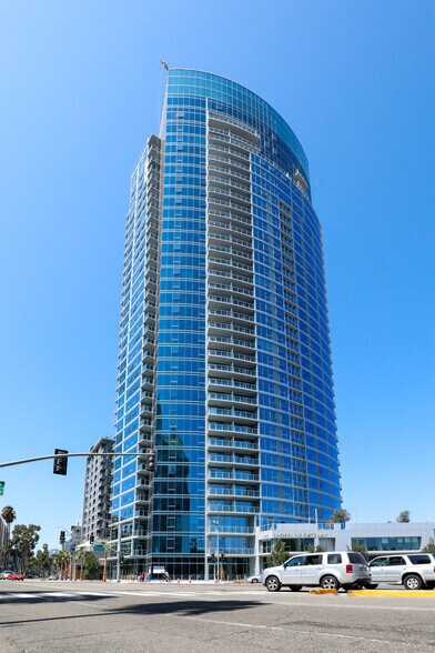 More Photos Of 777 E Ocean Blvd, Long Beach Apartments For Lease