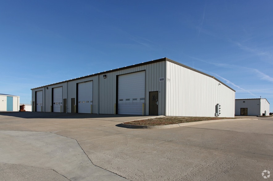 More Photos Of 5604 SW Topeka Blvd, Topeka Unknown For Lease