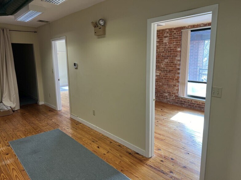More Photos Of 1180-1236 Main St, Branford Unknown For Lease