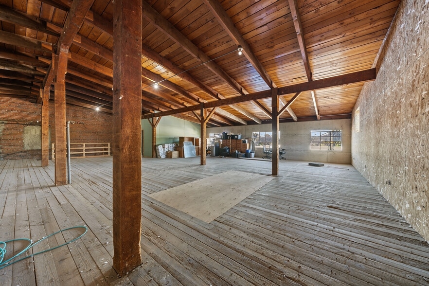 More Photos Of 316 Front St, Medford Specialty For Sale