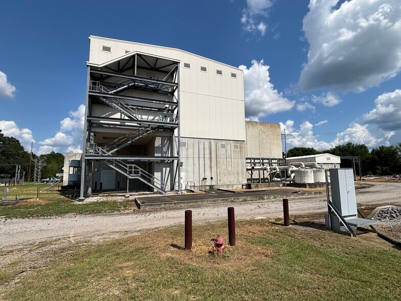 More Photos Of 4358 Highway 373, Columbus Industrial For Sale