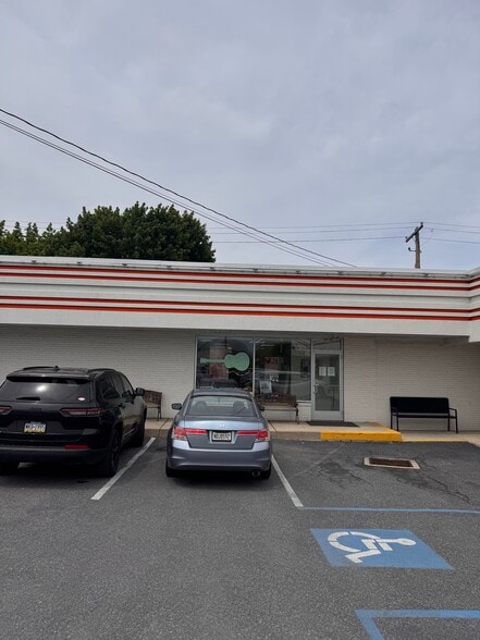 Primary Photo Of 3115 W Tilghman St, Allentown Unknown For Lease