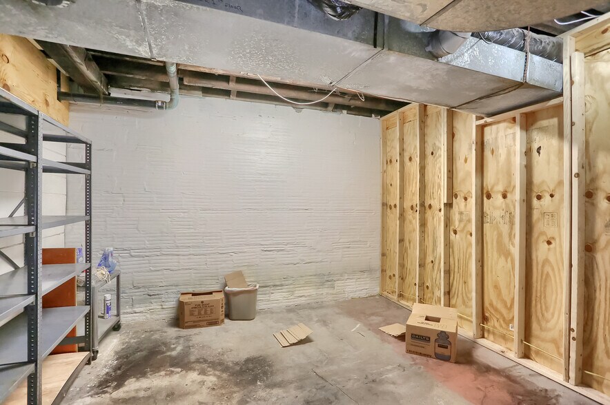 More Photos Of 7365 Denniston Ave, Pittsburgh General Retail For Sale