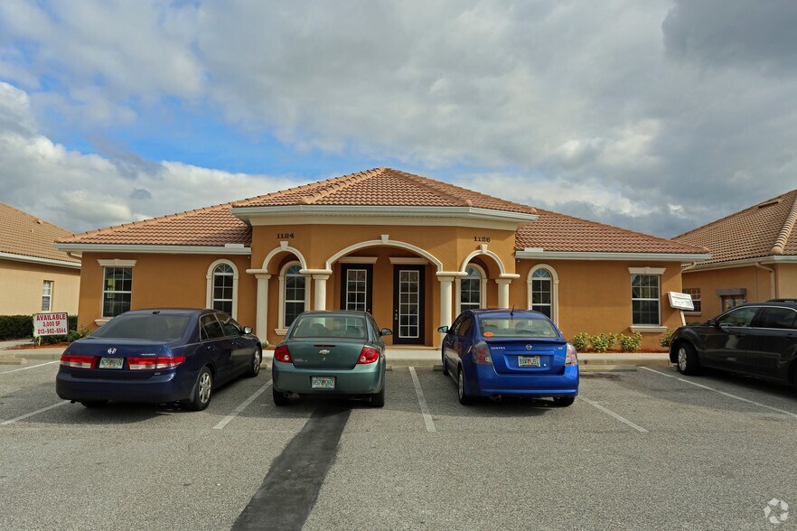 More Photos Of 1104 Kyle Wood Ln, Brandon Medical For Sale