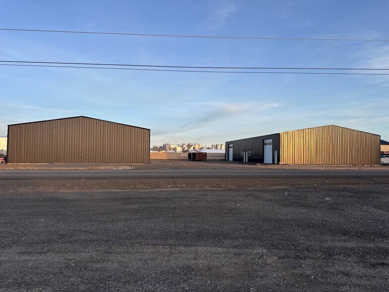 More Photos Of 1843 NW Mill st, Madras Unknown For Lease