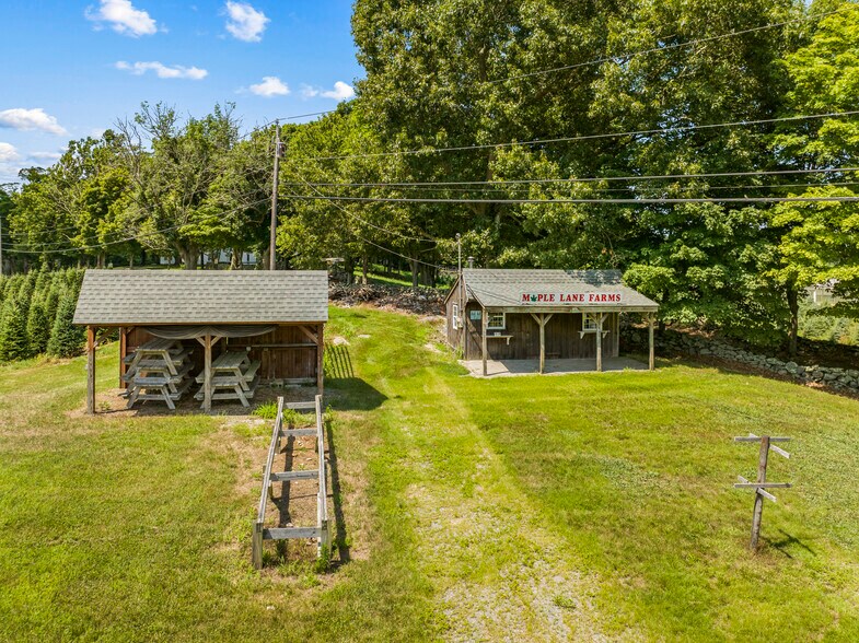 More Photos Of 57 NW Corner Rd, Preston Lodge Meeting Hall For Sale