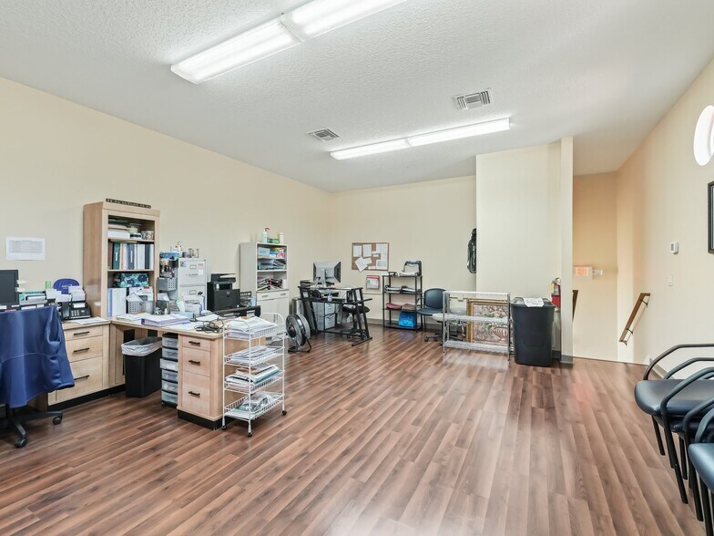 More Photos Of 1414 E Main St, Leesburg Medical For Lease