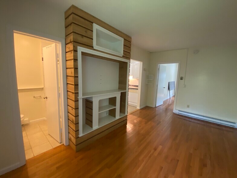 More Photos Of 51 Pearl St, Guilford Apartments For Sale