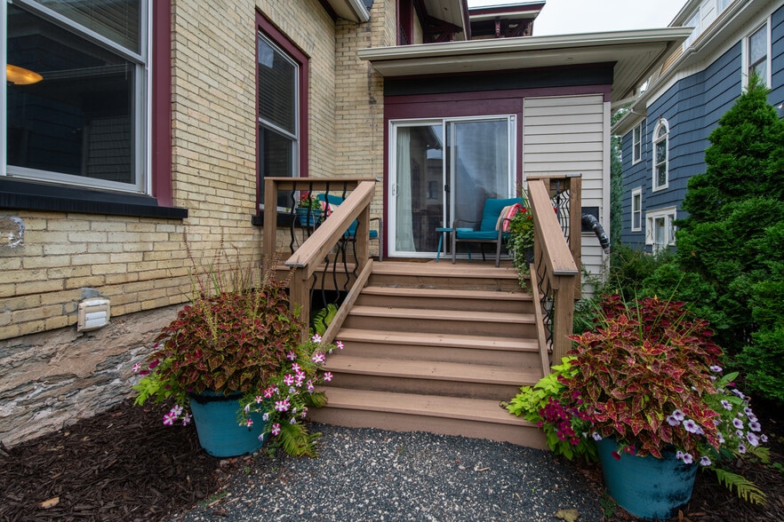 More Photos Of 143 Church Ave, Oshkosh Hospitality For Sale