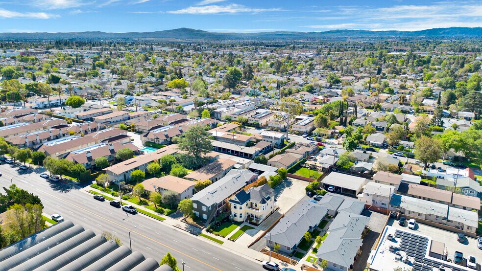 More Photos Of 620 W Foothill Blvd, Monrovia Office For Sale