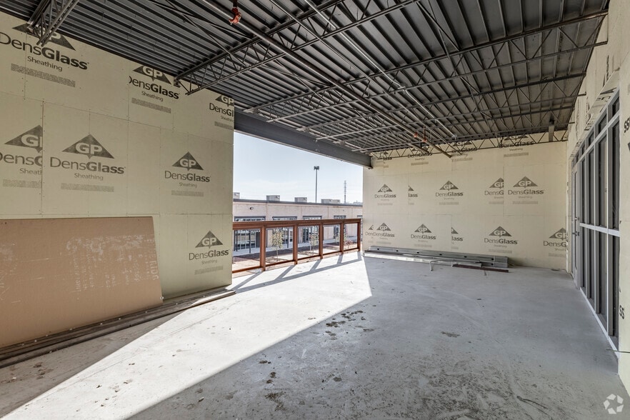 More Photos Of 215 Coca Cola Pl, San Antonio Apartments For Lease