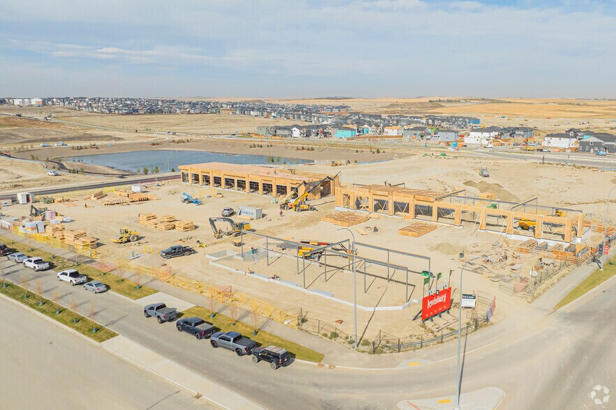 More Photos Of 1100 140 Av NE, Calgary General Retail For Sale