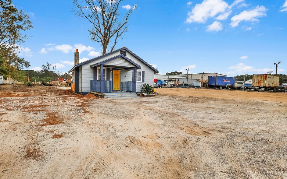 More Photos Of 123 Beasley Rd, Savannah Industrial For Sale