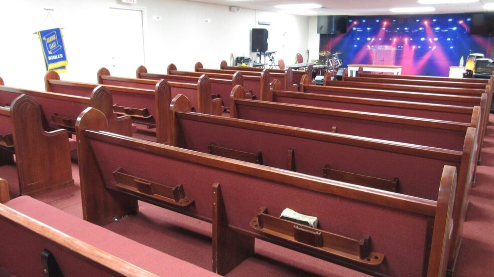More Photos Of 0 Melton Ave, Auburndale Religious Facility For Sale