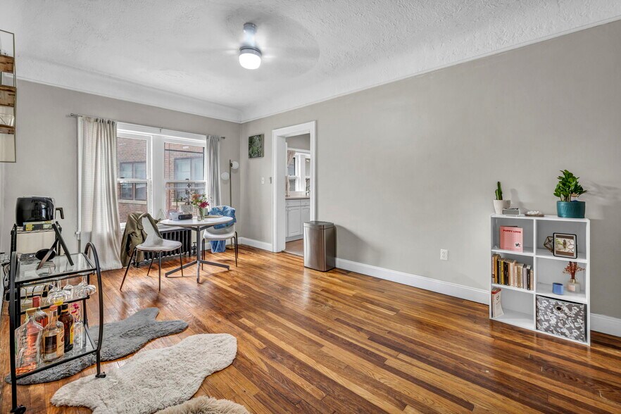 More Photos Of 12065 Edgewater Dr, Lakewood Apartments For Sale