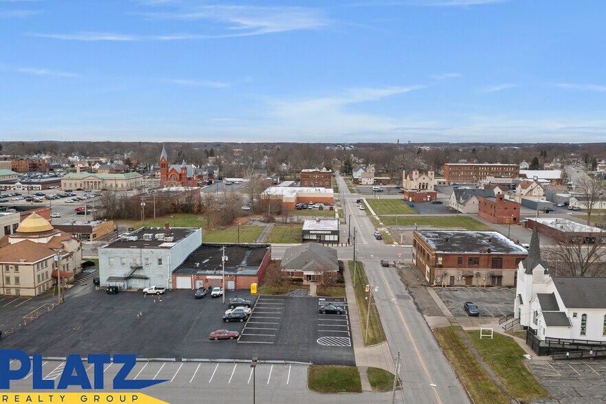 More Photos Of 320 E Market St, Warren Medical For Lease