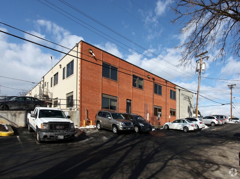 More Photos Of 5706-5712 Frederick Ave, Rockville Warehouse For Lease