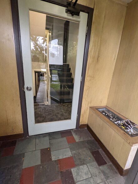 More Photos Of 17740 Lakeshore Blvd, Cleveland Apartments For Sale