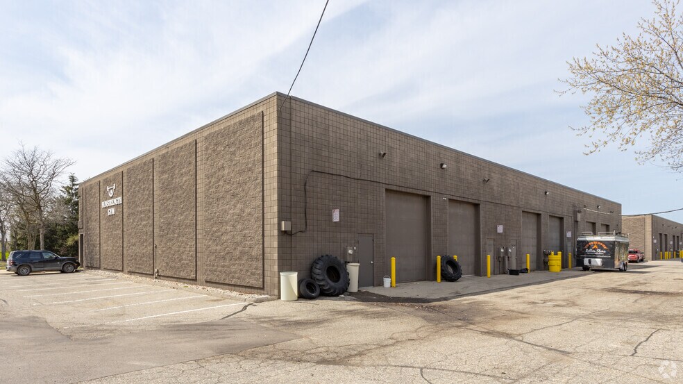 More Photos Of 50220-50230 Dennis Industrial Ct, Wixom Unknown For Lease