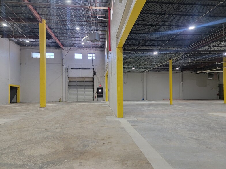More Photos Of 2355 Lewis Ave, Rockville Light Distribution For Lease