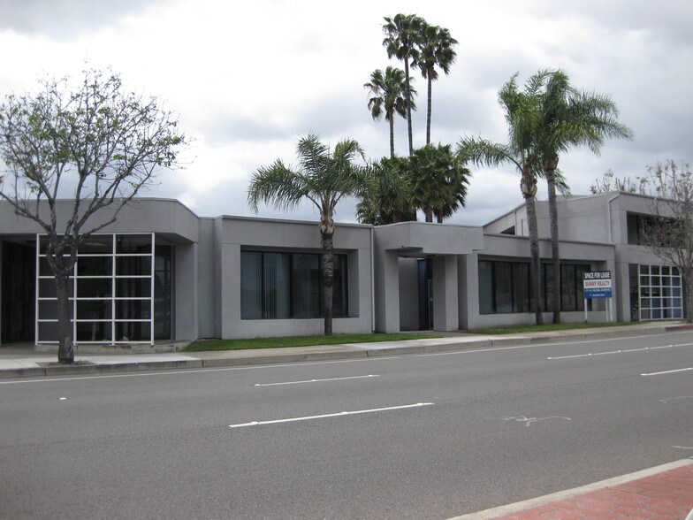 More Photos Of 12755 Brookhurst St, Garden Grove Office For Lease