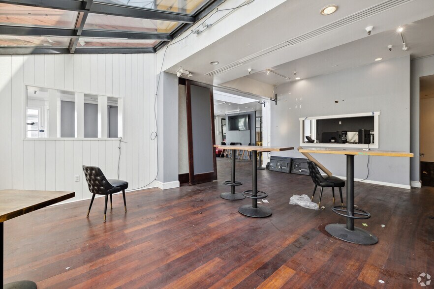 More Photos Of 1234-1268 Grant Ave, San Francisco Restaurant For Lease