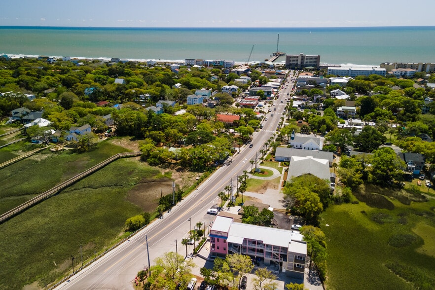 More Photos Of 87 Center St, Folly Beach Restaurant For Lease