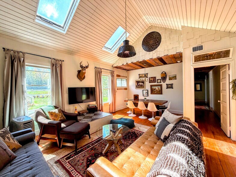 More Photos Of 42-50 Stoney Clove -1, Hunter Apartments For Sale