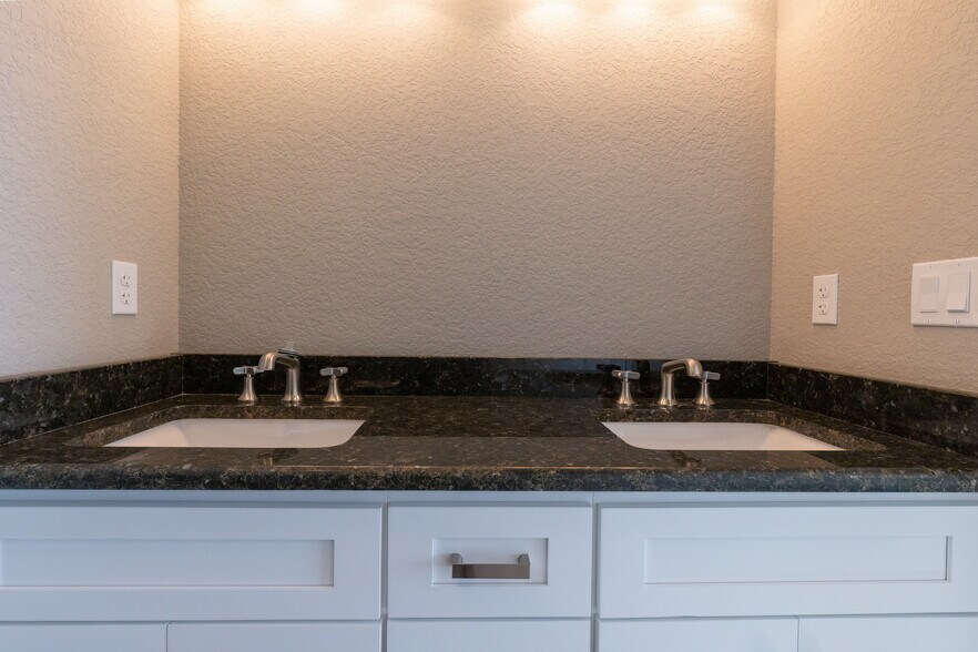 More Photos Of 1900 Oasis Blvd, Sebring Land For Sale