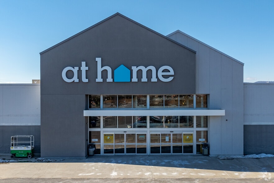 More Photos Of 1811 Monocacy Blvd, Frederick Department Store For Lease