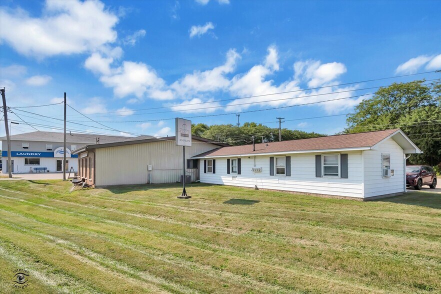 Primary Photo Of 1112 E Railroad St, Sandwich Office For Sale