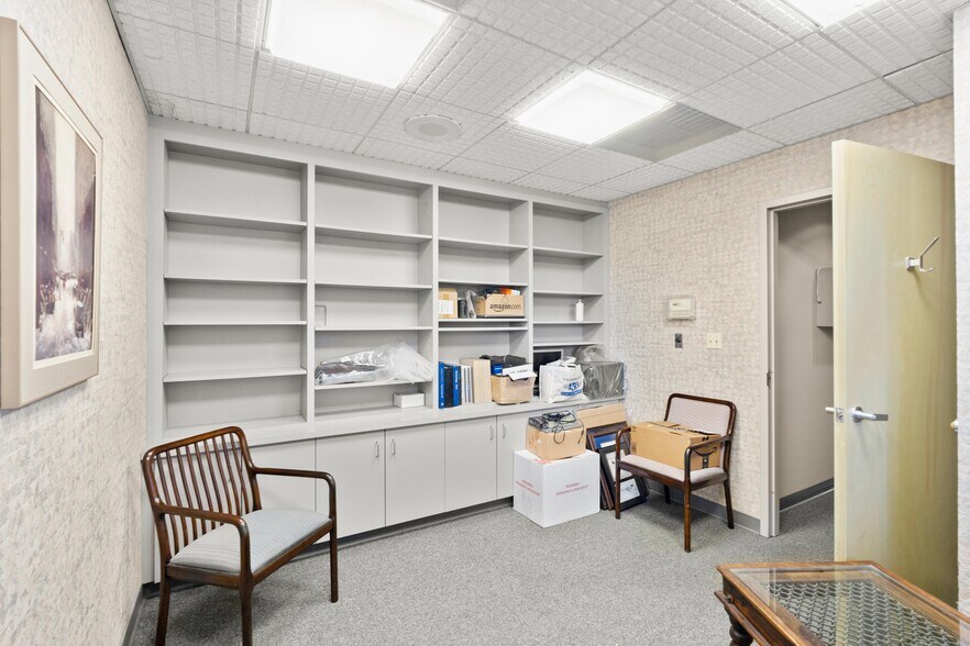 More Photos Of 5309 Carrington Cir, Stockton Healthcare For Sale