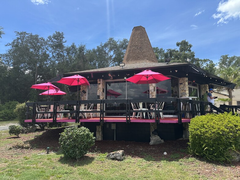 Primary Photo Of 3430 Hwy 441, Fruitland Park Restaurant For Sale