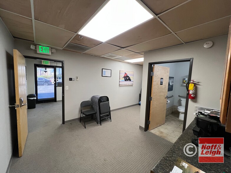 More Photos Of 14883 E Hinsdale Ave, Centennial Manufacturing For Sale