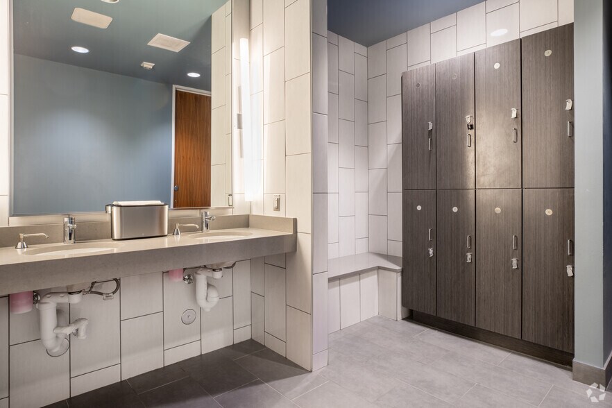 More Photos Of 501 Congress Ave, Austin Office For Lease