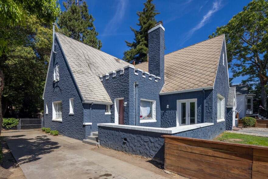 More Photos Of 322 B St, Marysville Apartments For Sale