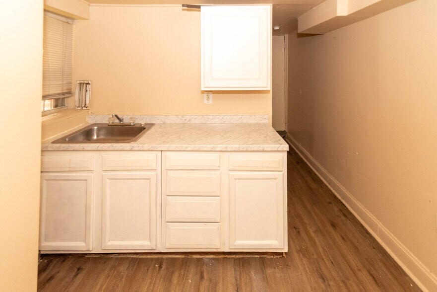 More Photos Of 1611 Gwynns Falls Pky, Baltimore Apartments For Sale