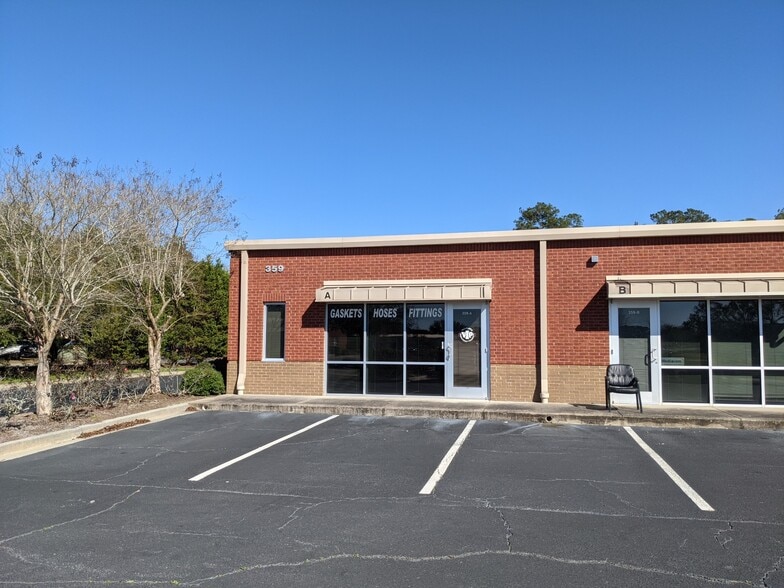 More Photos Of 359 Enterprise Dr, Valdosta Light Distribution For Lease
