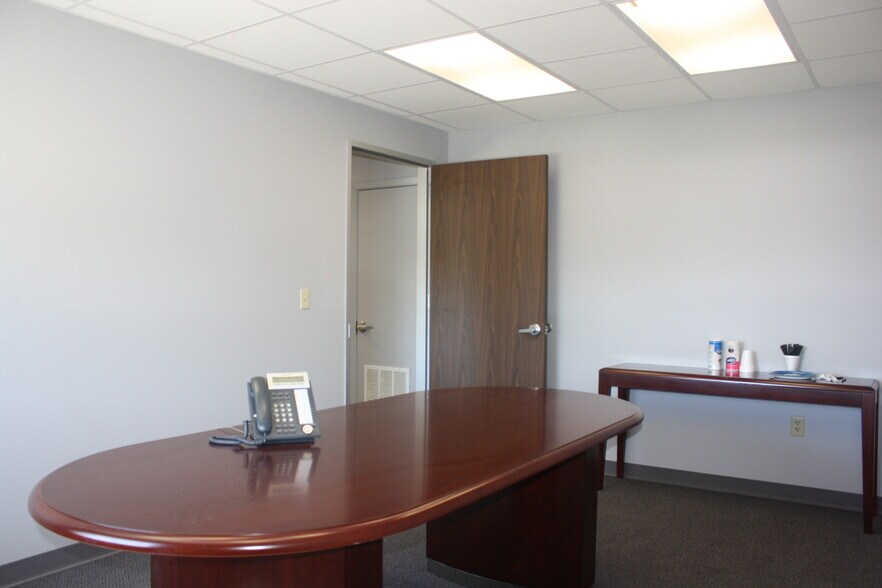 More Photos Of 19111 Fm 362 Rd, Waller Manufacturing For Sale