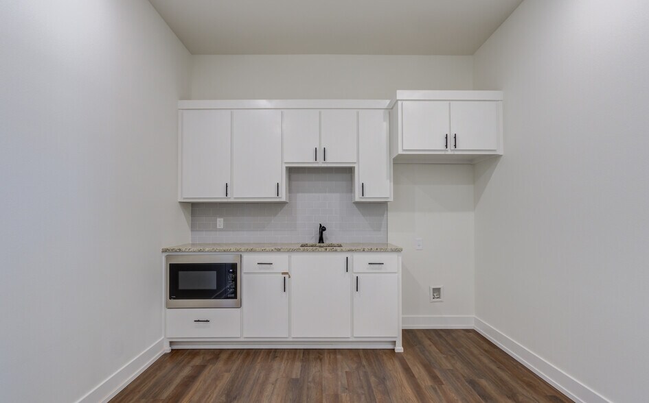 More Photos Of 11419 CR 2220, Lubbock Warehouse For Sale