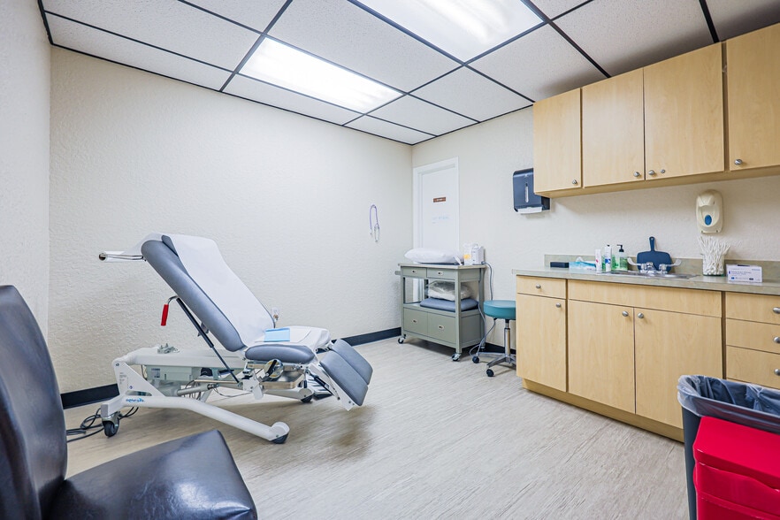 More Photos Of 255 Fortenberry Rd, Merritt Island Medical For Sale