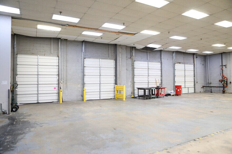 More Photos Of 1210-1212 Menlo Dr NW, Atlanta Warehouse For Sale