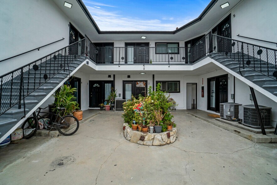 More Photos Of 10934 Burin Ave, Inglewood Apartments For Sale