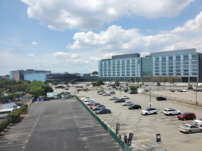 More Photos Of 30-56 Whitestone Expy, Flushing Office For Sale