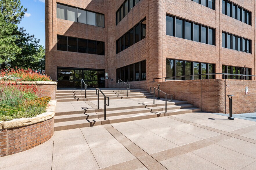 More Photos Of 5655 S Yosemite St, Greenwood Village Office For Lease