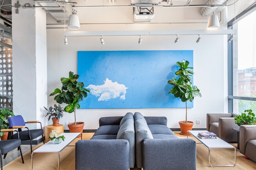 More Photos Of 1100-1104 King St W, Toronto Coworking Space